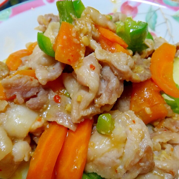 甘辛でご飯がススム!豚肉とピーマンの味噌炒め